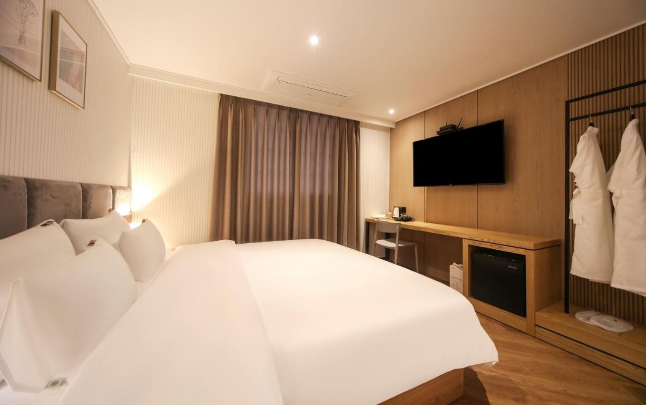 Hotel Lazy Heaven Changwon Exterior photo